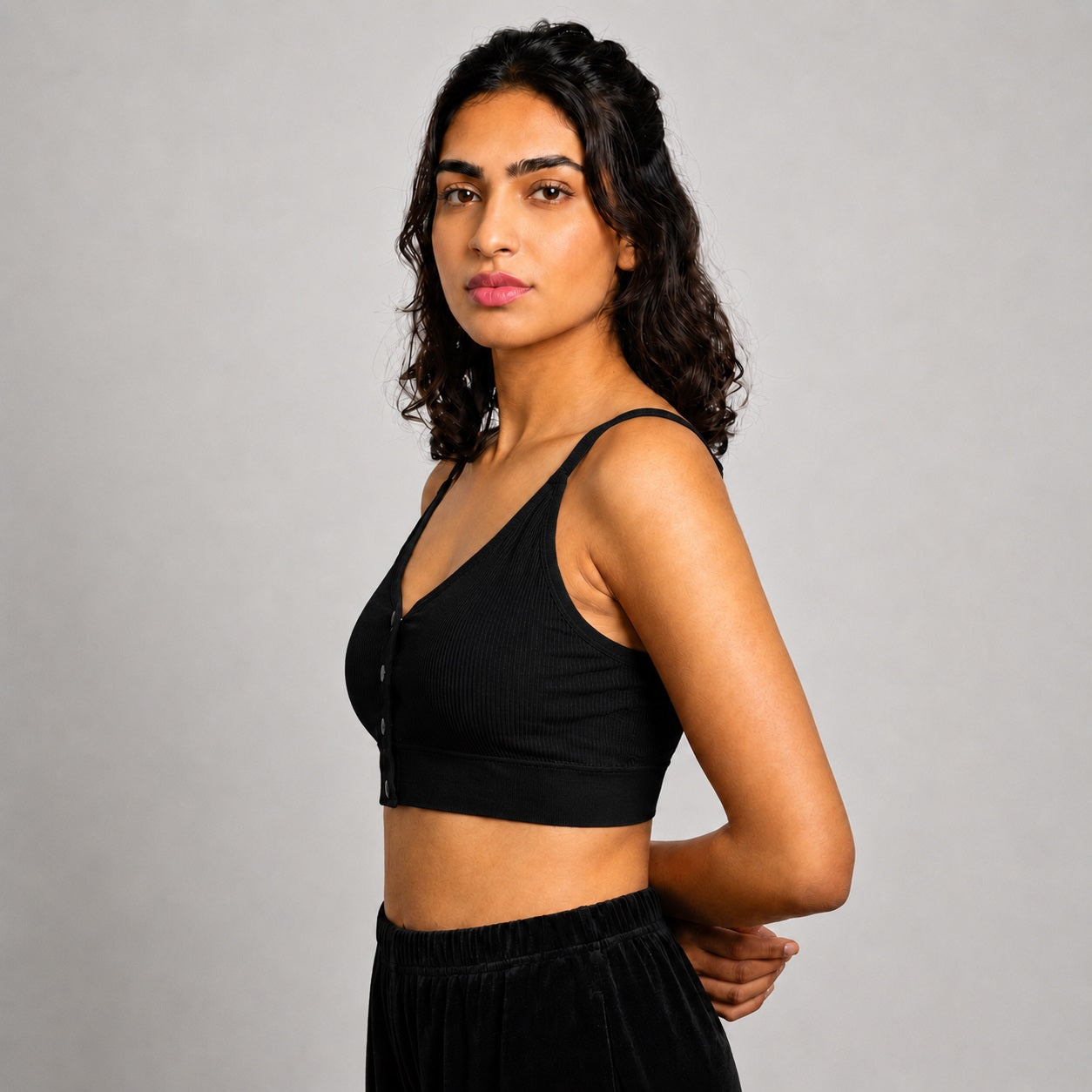GVV Women's Strap Button Bra - Black