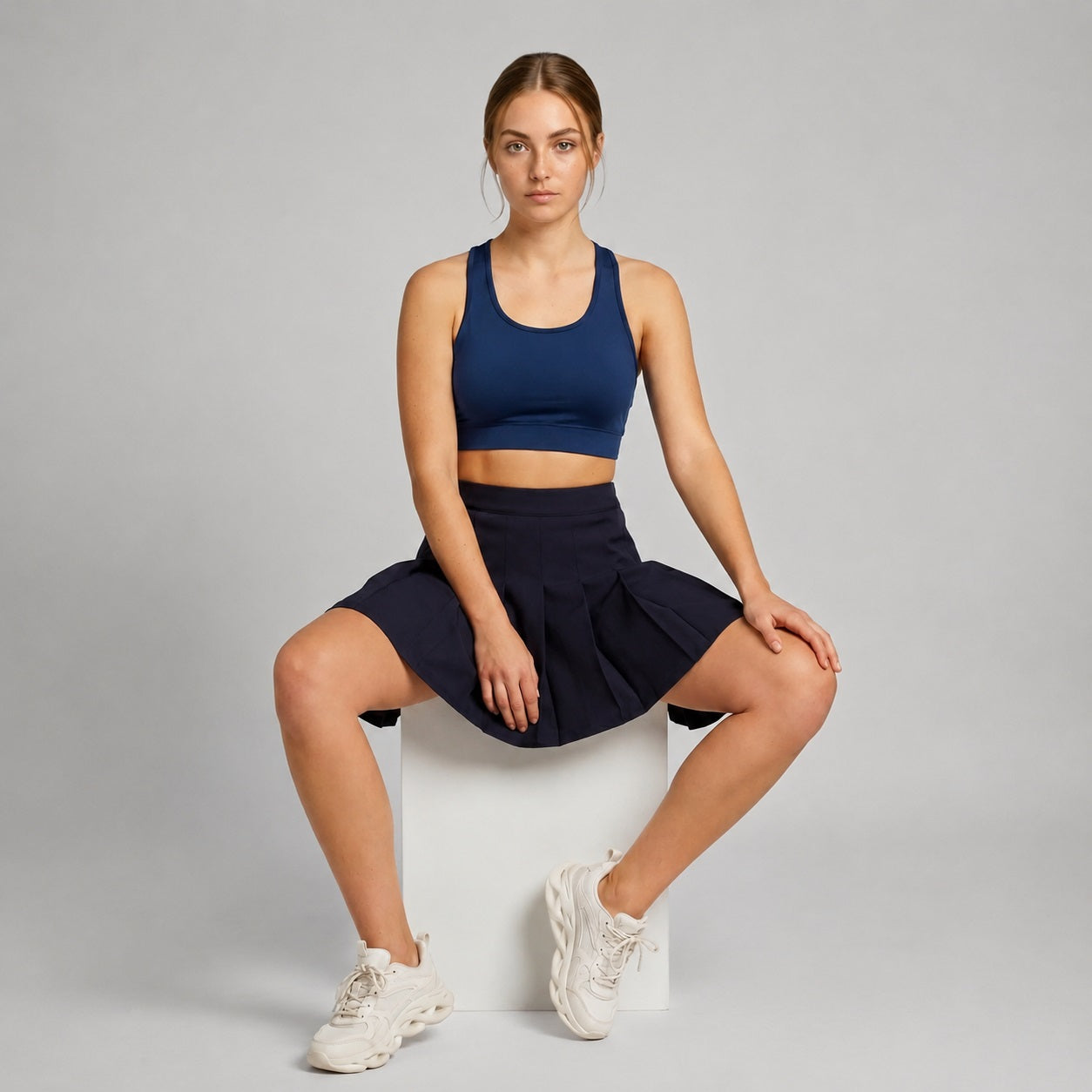 GVV Women's Racerback Sports Bra - Navy